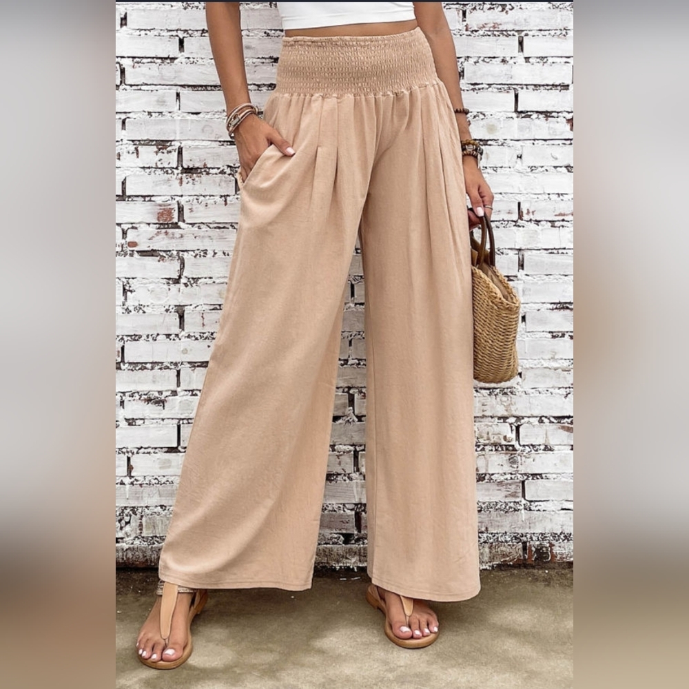 ๐๐HP๐๐ Smocked Wide Leg Pants - Picture 1 of 14